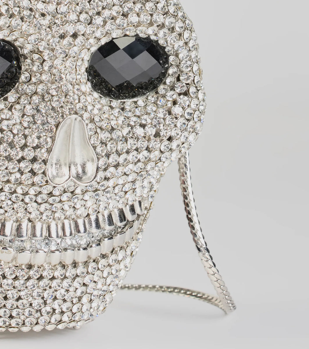 Beautiful outlet rhinestone skull clutch