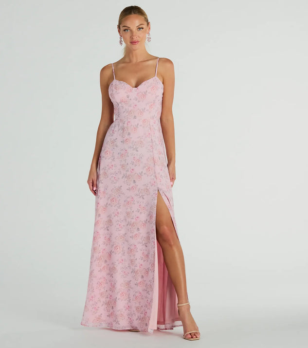 Essential for vacations or summer days, the Moment Of Beauty Lace Up Floral Maxi Dress is a sundress or milkmaid dress with sleek and flirty details.