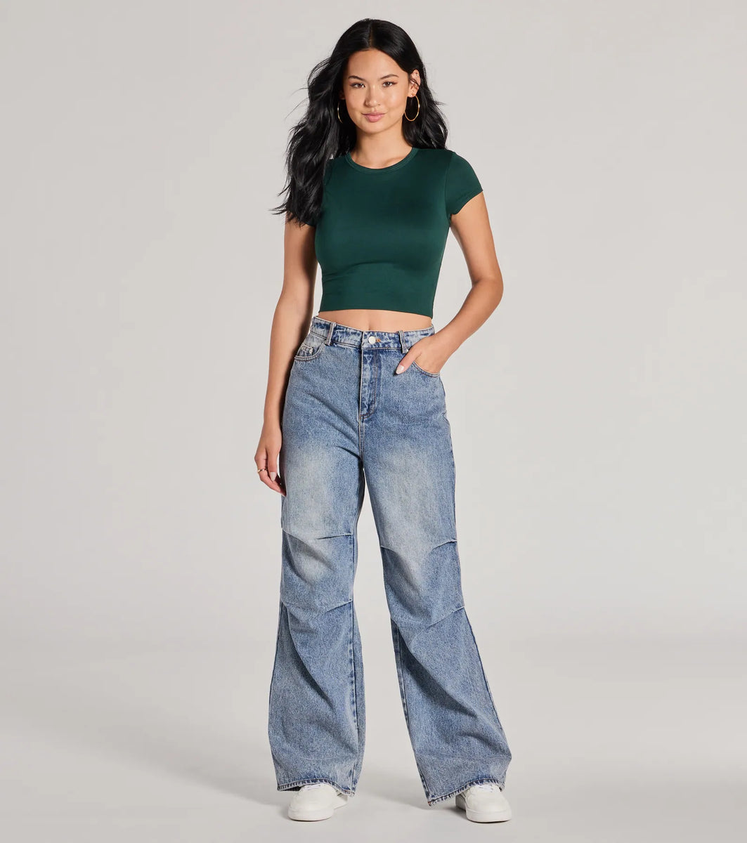 Casual Must-Have Crew Neck Crop Top