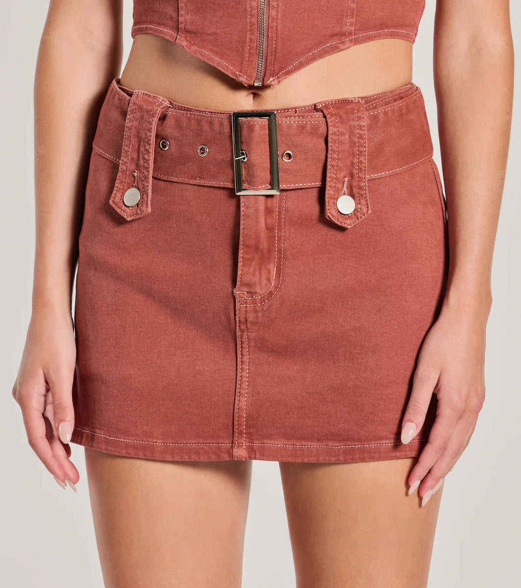 Carefree Cool Mid Rise Belted Denim Skort