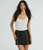 The Bringing The Vibe Zipper Ponte Mini Skort offers a discreetly comfy fit with shorts under a stylish skirt overlay featuring the latest accents and details.