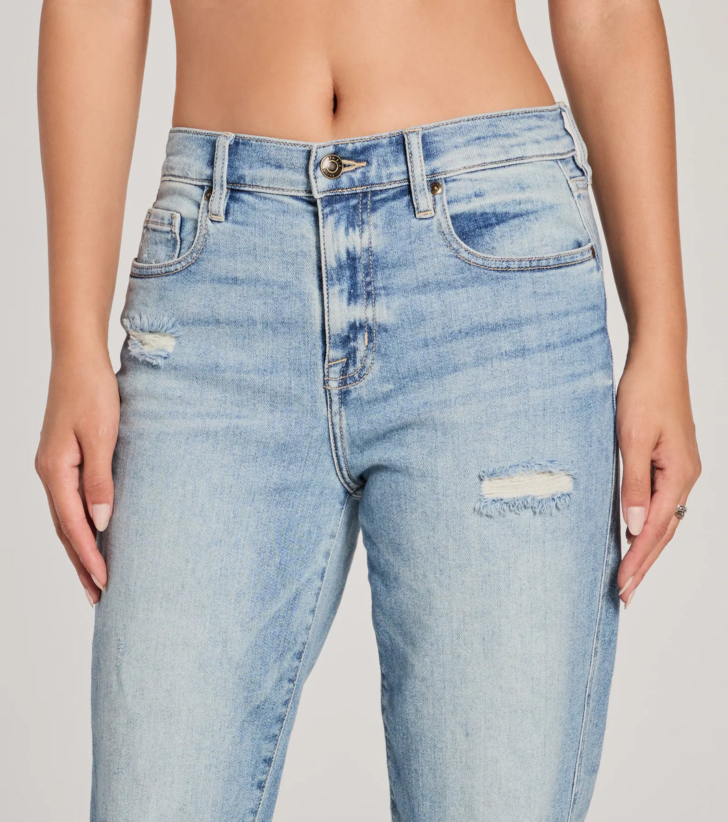 Rocky High-Rise Destructed Boyfriend Jeans