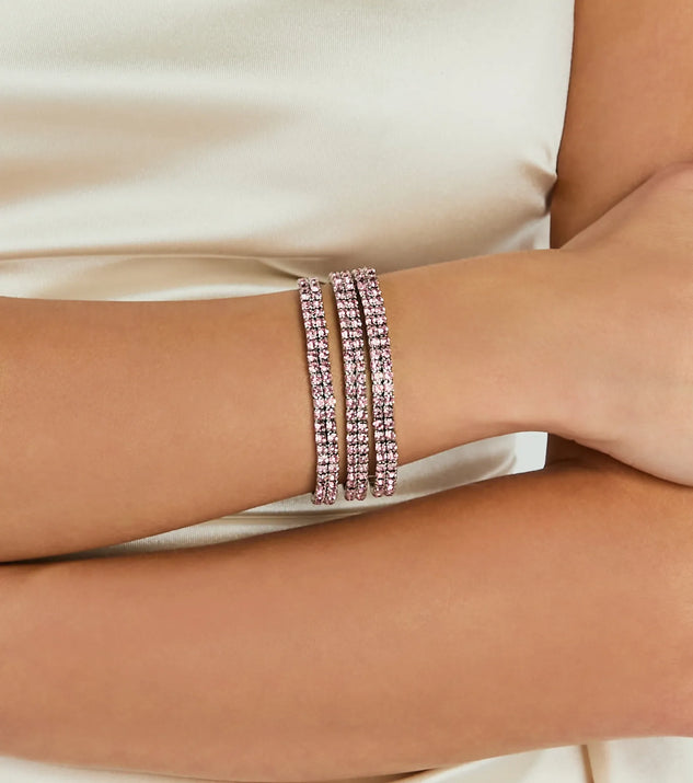 Homecoming jewelry and accessories like the Luxe Touch Rhinestone Stretch Bracelet Set provide the finishing touch to help you dazzle at HOCO 2024!