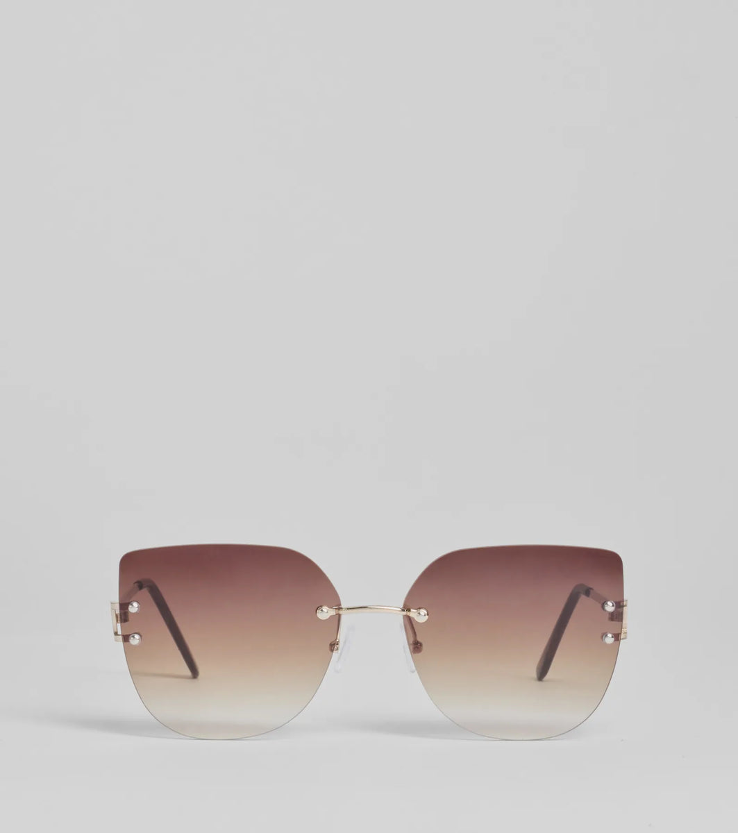 Fave Trend Oversized Cat-Eye Sunglasses