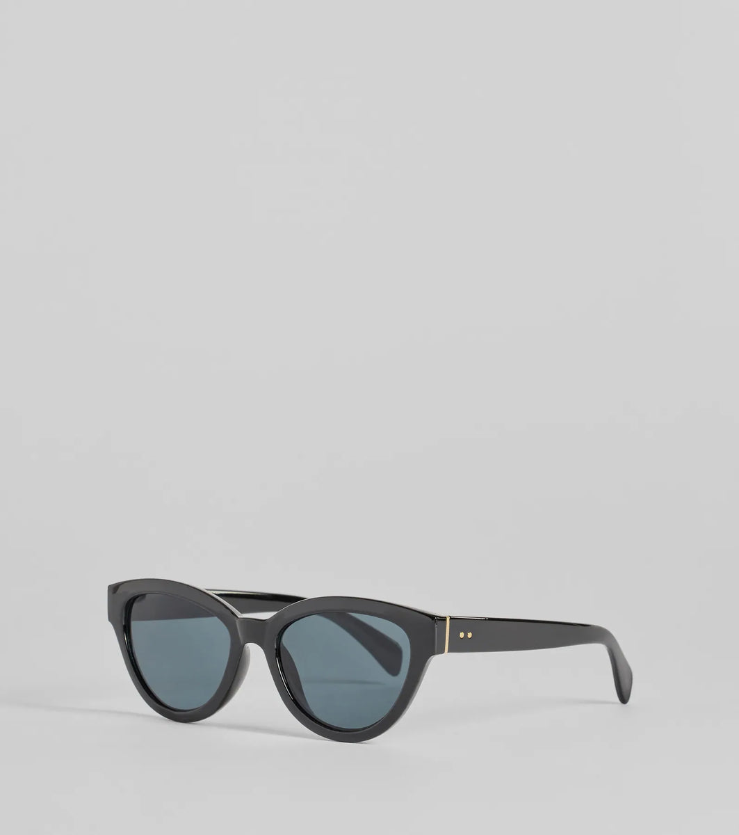 Style On Point Cat-Eye Sunglasses