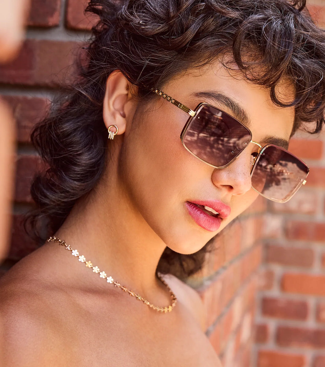 Living Sleek Square Chain Trim Sunglasses