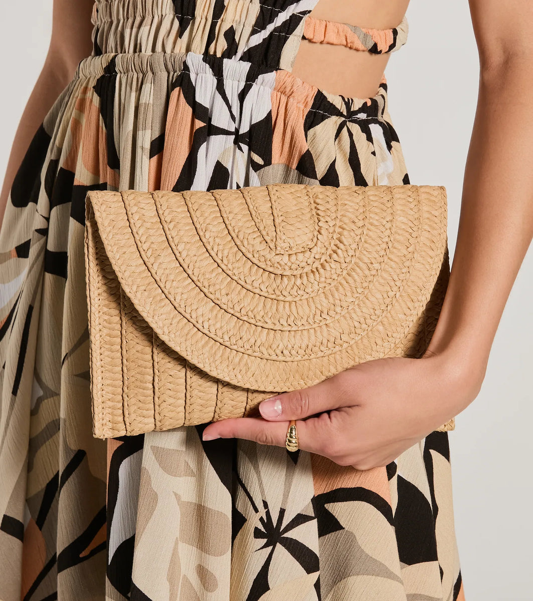 Stylish Day Out Straw Clutch Purse