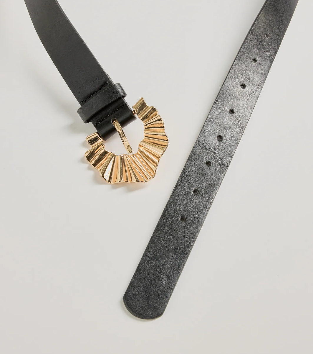 Trendy Textures Faux Leather Belt