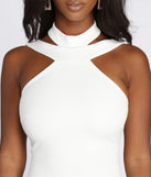 Yara Formal Crepe Bodycon Dress creates the perfect spring wedding guest dress or cocktail attire with stylish details in the latest trends for 2023!