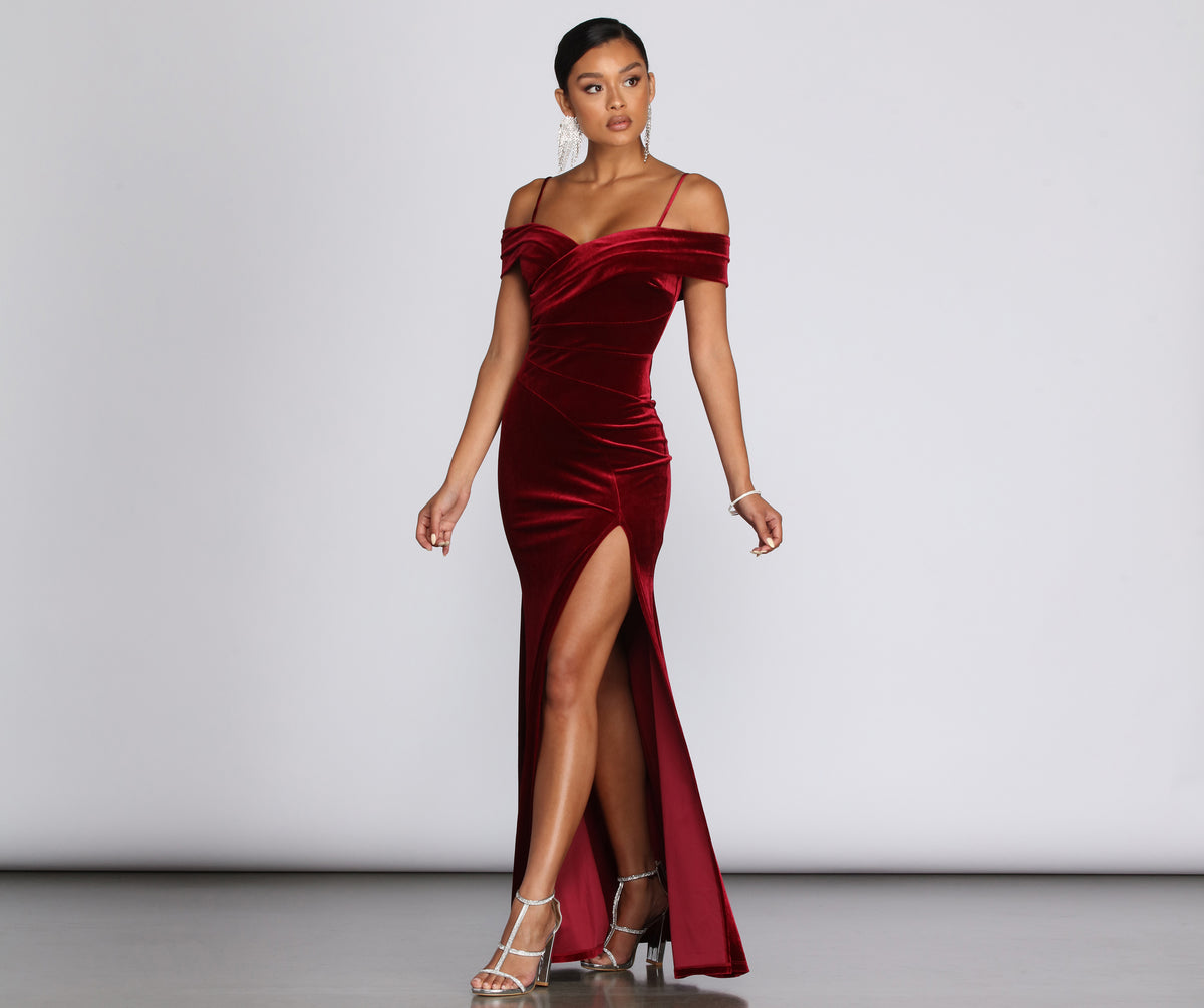 Christiana Velvet Formal Dress & Windsor