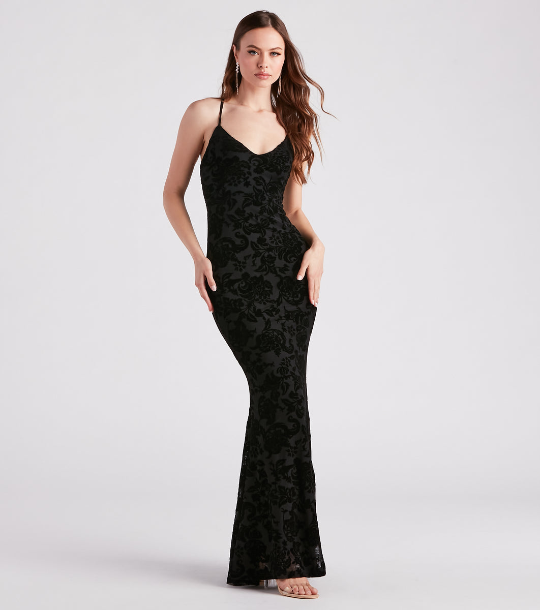 Eloise Formal Velvet Lace-Up Mermaid Dress & Windsor