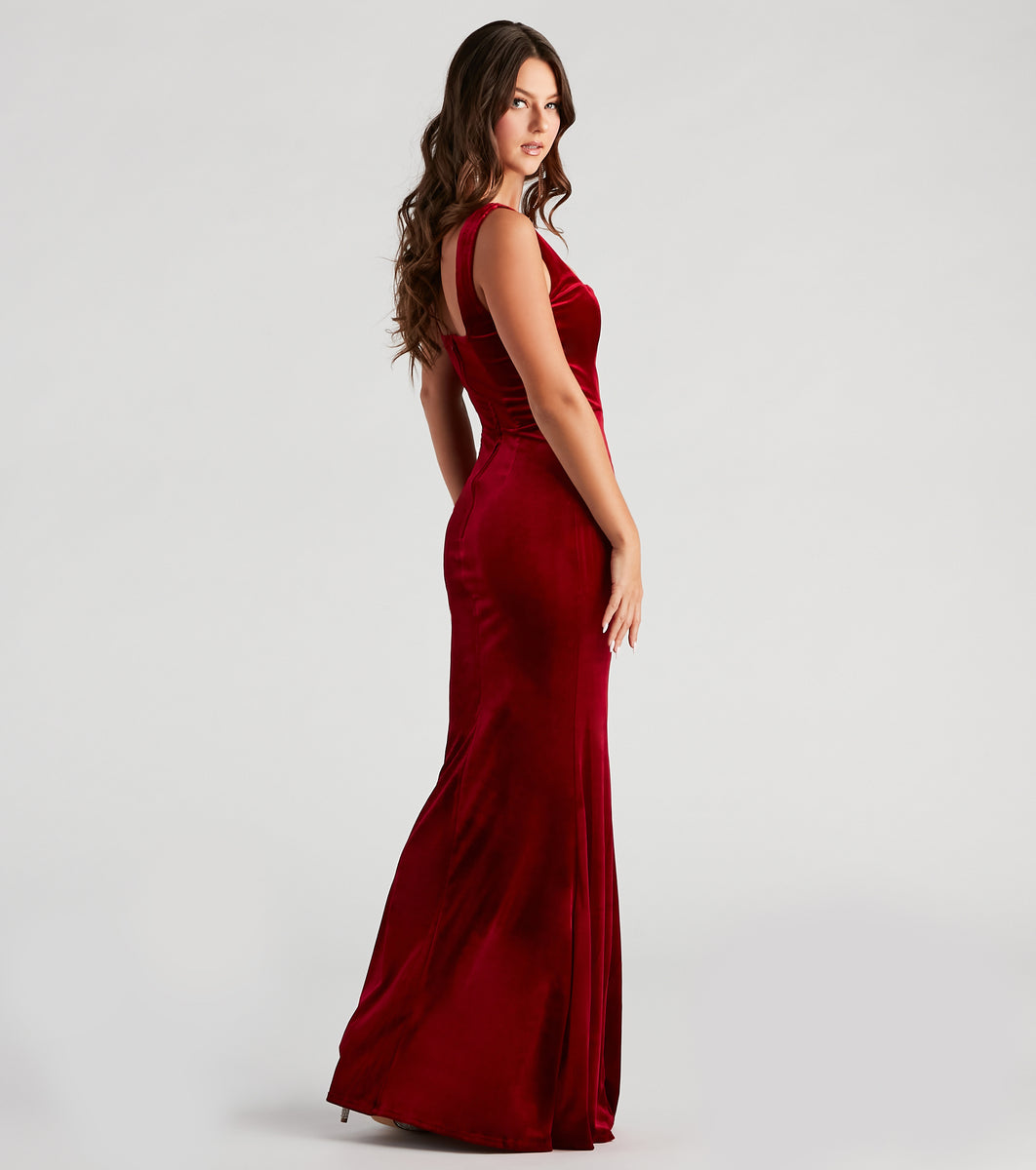 Tori Formal Sleeveless Velvet Mermaid Dress & Windsor