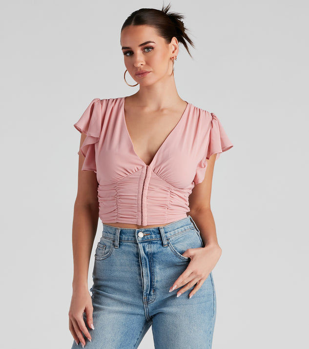 With fun and flirty details, Major Flirt Ruched Chiffon Blouse shows off your unique style for a trendy outfit for the summer season!