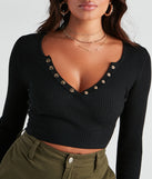 With fun and flirty details, Chic Basic Button-Detail Crop Top shows off your unique style for a trendy outfit for the summer season!