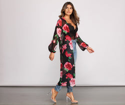 Romantic Vibes Rose Printed Duster helps create the best summer outfit for a look that slays at any event or occasion!