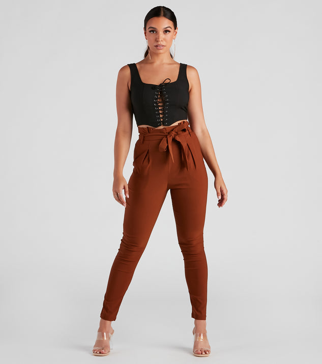 Refresh your fall closet with stylish women's pants like the High Waist Paperbag Skinny Dress Pants in a sleek fabric and a pant leg style that makes your look unique.