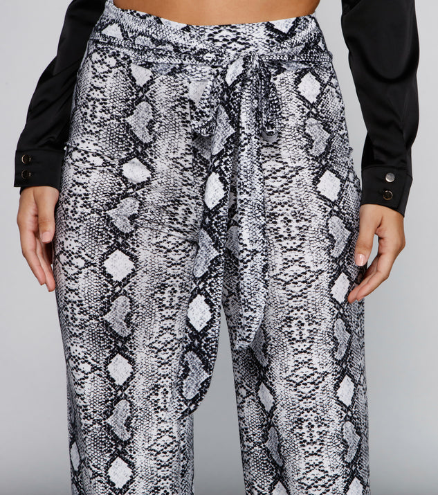 Styling snake print trousers - Les Berlinettes