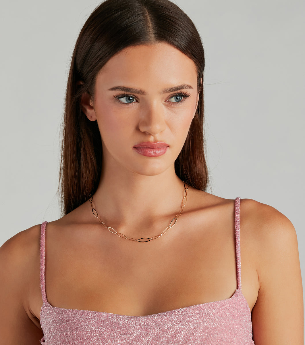 Classic And Sleek Dainty Chain Choker Necklace