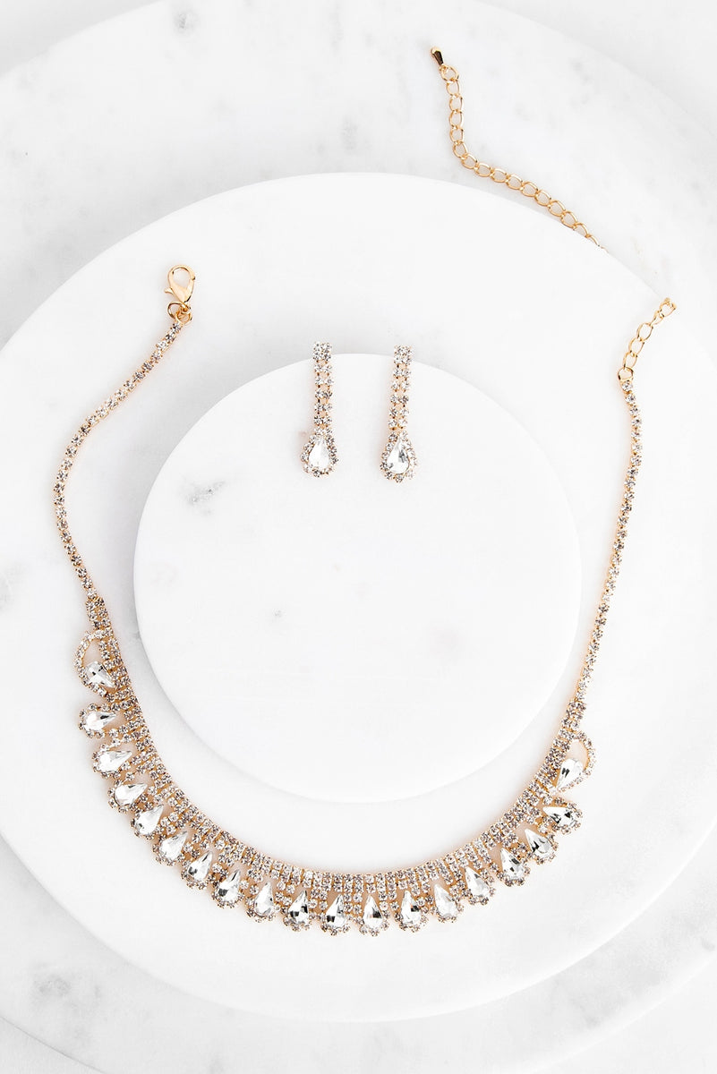 Luxe And Radiant Jewelry Set