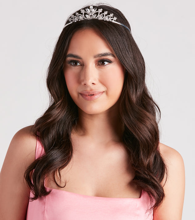 With Crowned Glam Rhinestone Tiara as your homecoming jewelry or accessories, your 2023 Homecoming dress look will be fire!