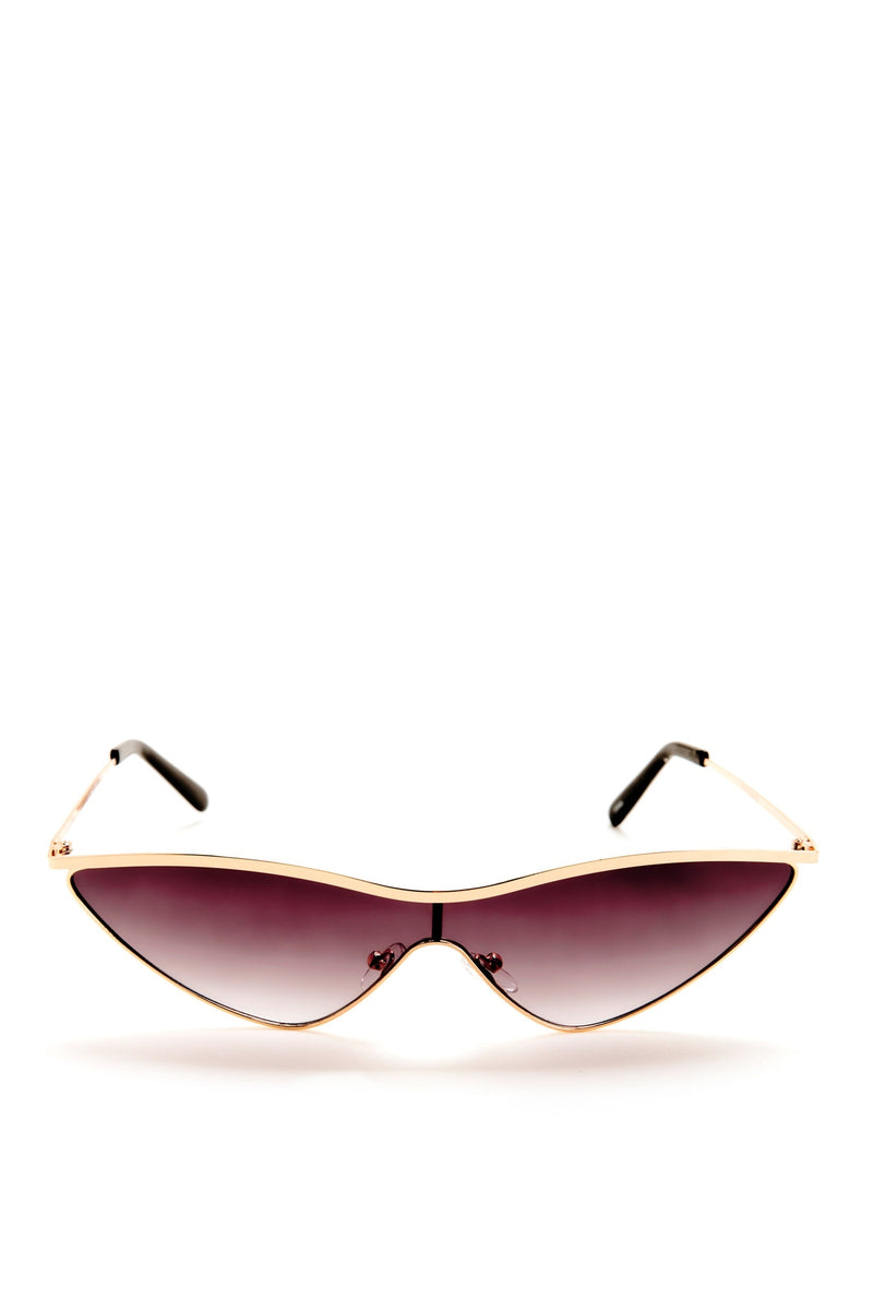 Effortlessly Edgy Cat Eye Sunglasses