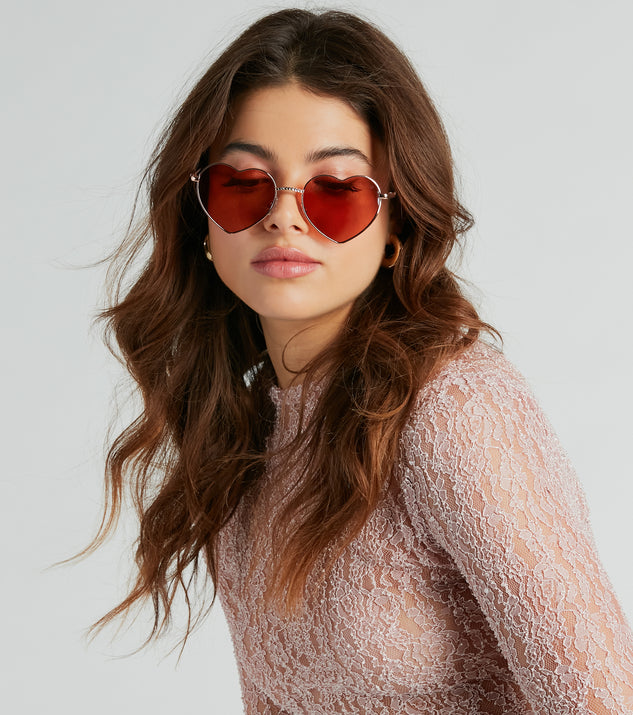 Flirty Fling Heart-Shaped Sunglasses is a fire pick to create a concert outfit, 2024 festival looks, outfits for raves, or to complete your best party outfits or clubwear!