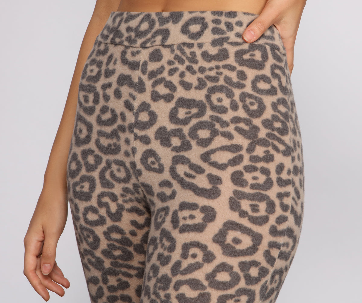 Soma Yummie Talia Shaping Capri Leggings In Leopard Print