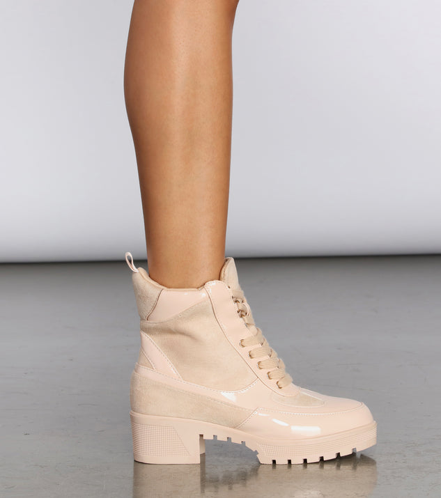 Commander chunky sole lace up hot sale ankle boot